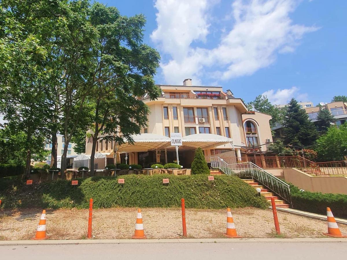 Family Hotel Classic Varna Exteriör bild
