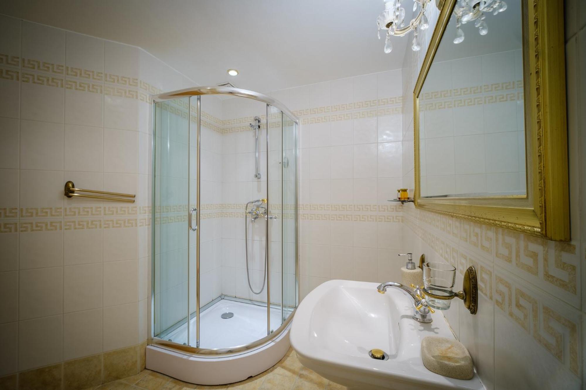 Family Hotel Classic Varna Rum bild