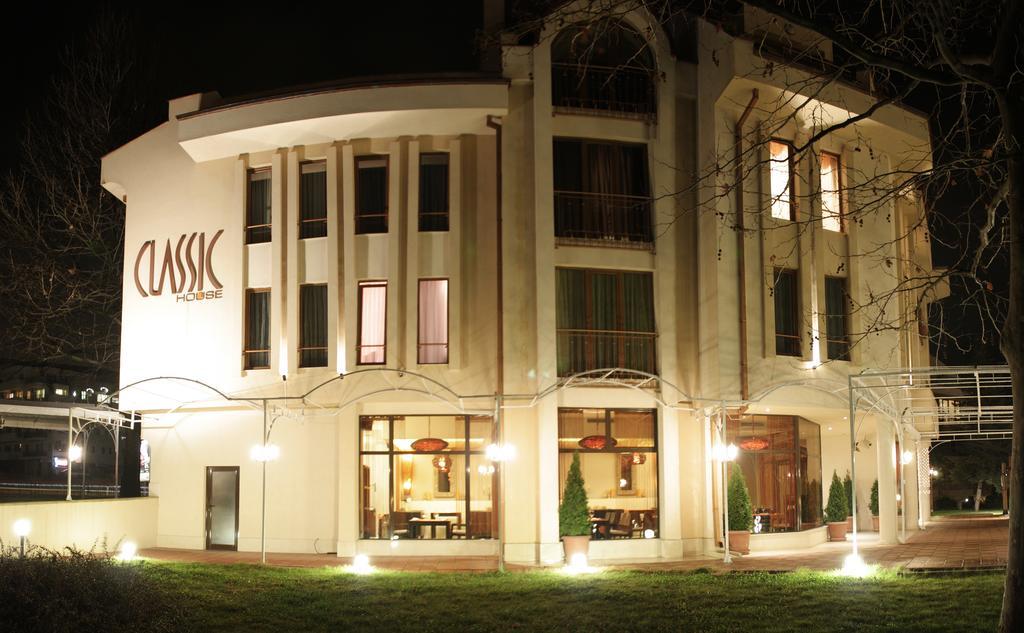 Family Hotel Classic Varna Exteriör bild